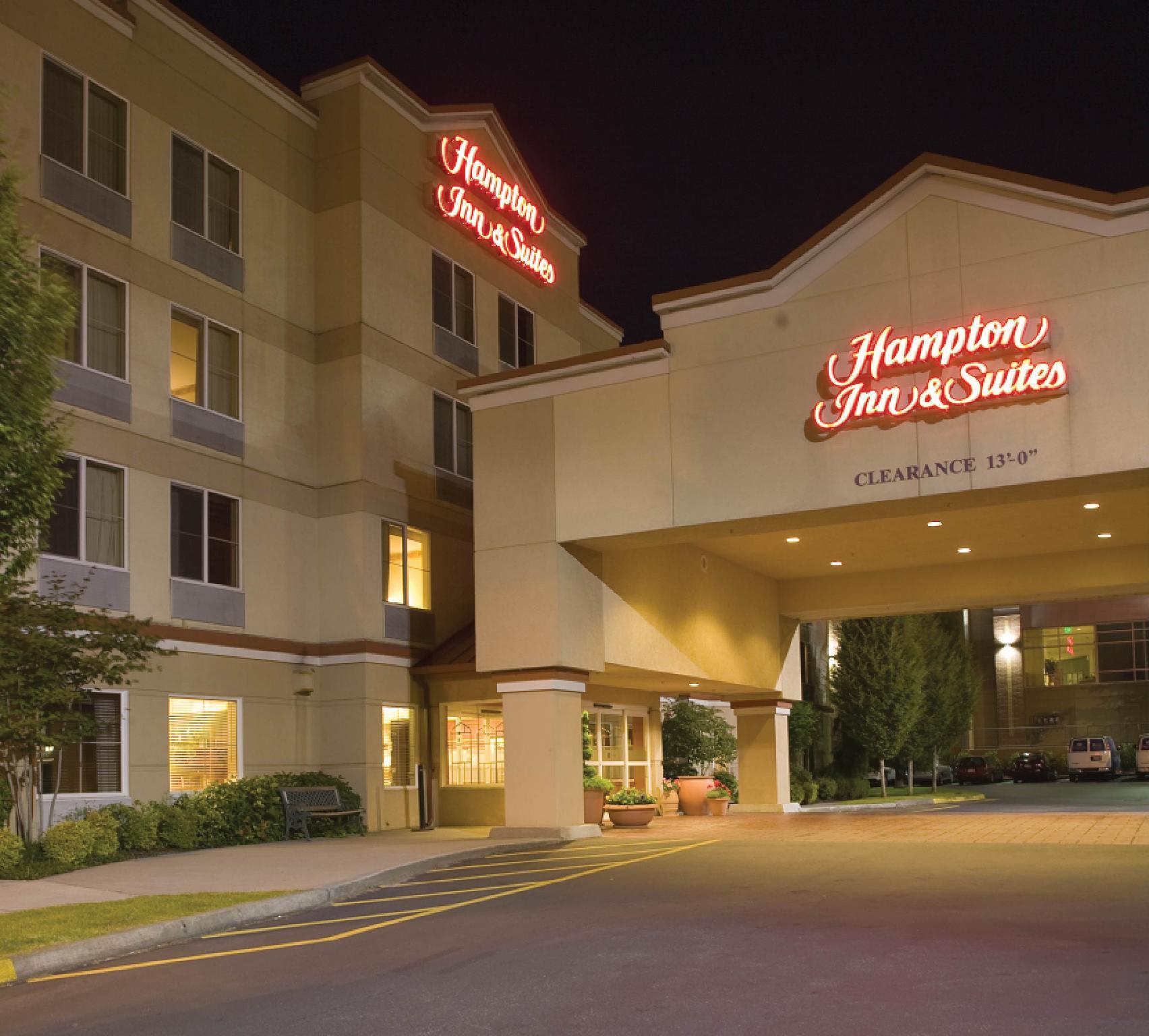 Hampton Inn & Suites Seattle North/Линуд Екстериор снимка