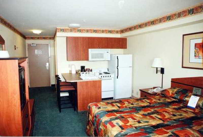 Hampton Inn & Suites Seattle North/Линуд Екстериор снимка